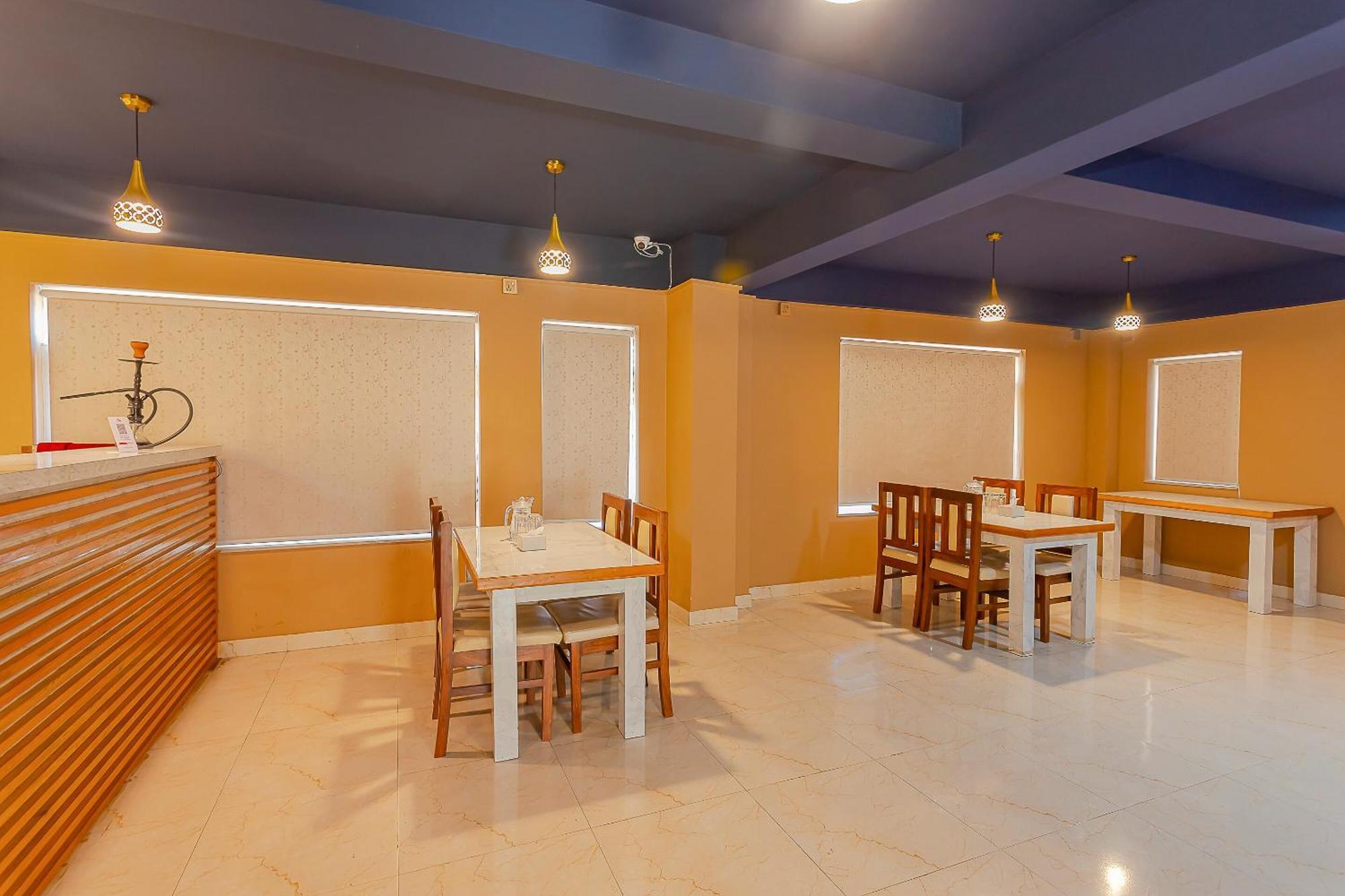 Oyo 798 Euphoria Inn Kathmandu Buitenkant foto